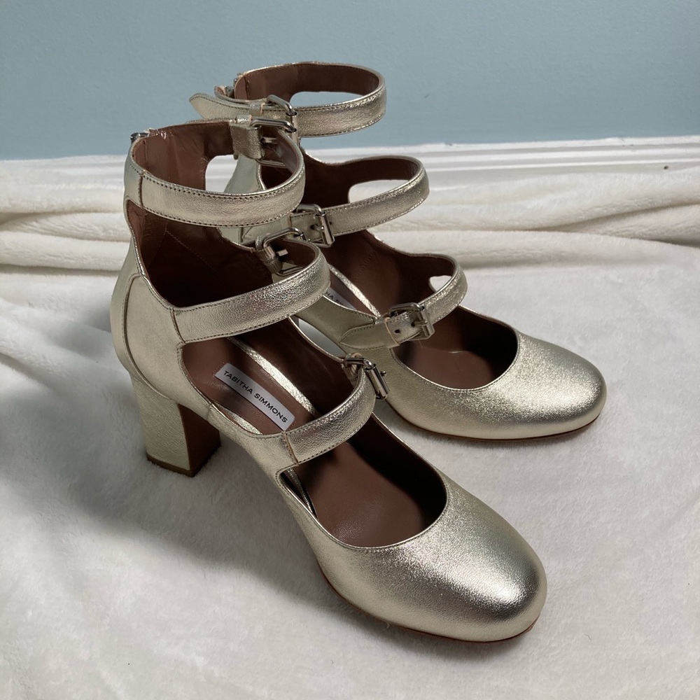 Tabitha Simmons size 38.5 heels. Multicolor